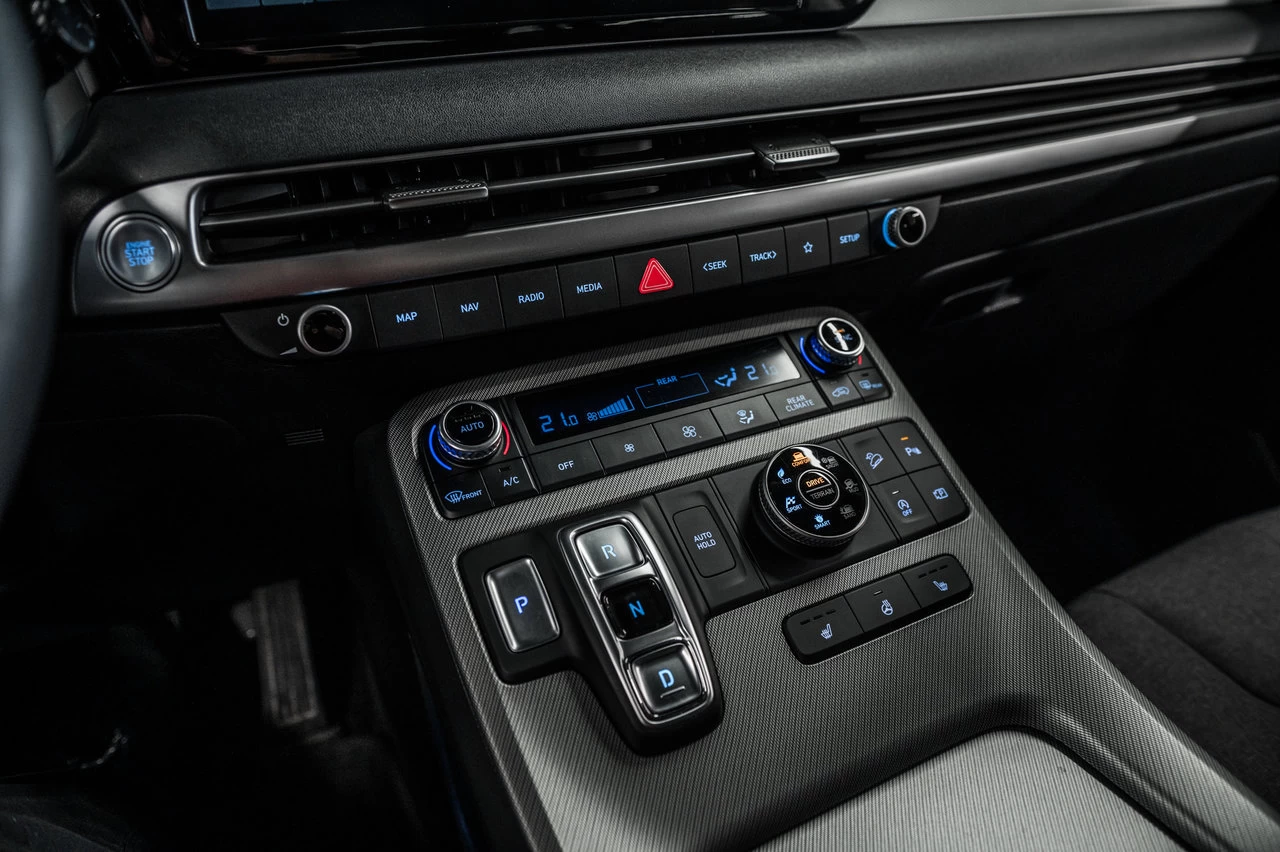 2023 Hyundai Palisade Preferred Awd 8-Pass Main Image