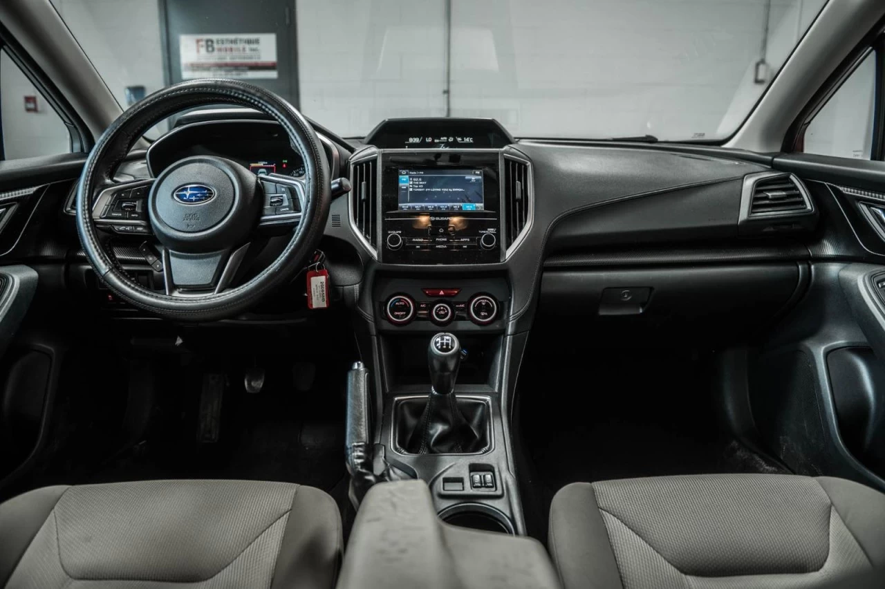 2017 Subaru Impreza Touring Manuelle 4x4 Garantie 1 AN Main Image
