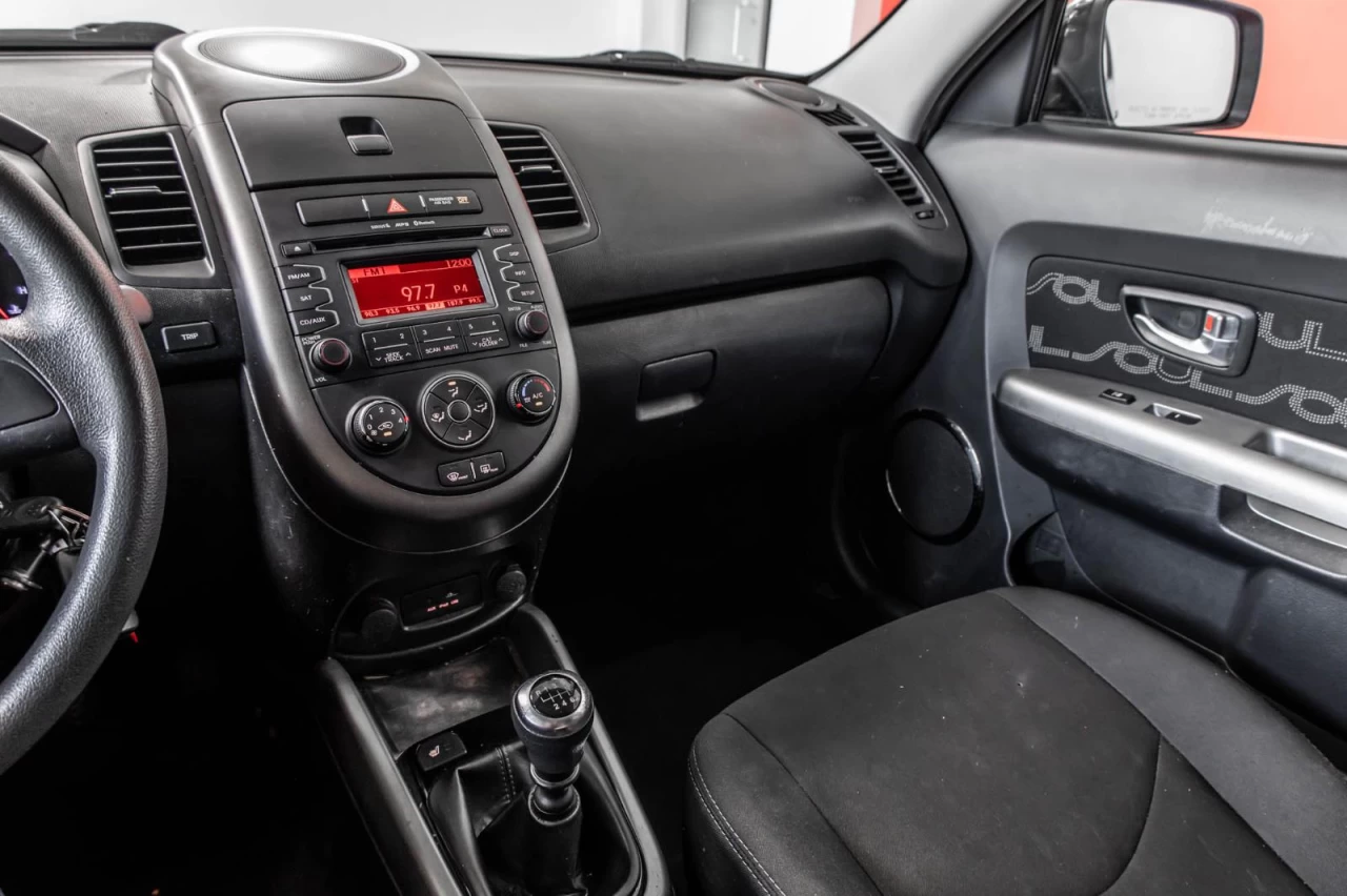 2012 Kia Soul Manuelle AUBAINE!!! Image principale