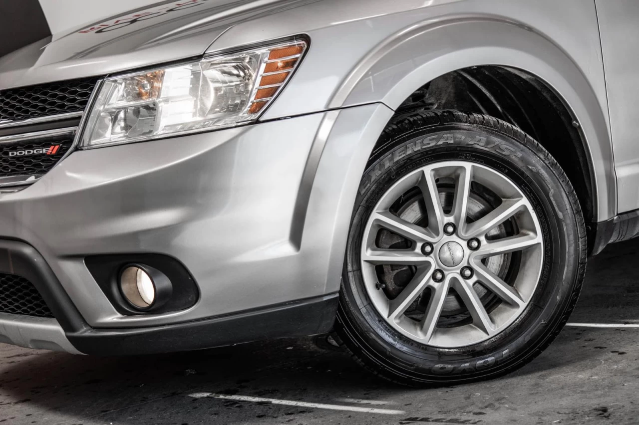 2015 Dodge Journey SXT V6 2x4 7 places Garantie 1 AN Image principale