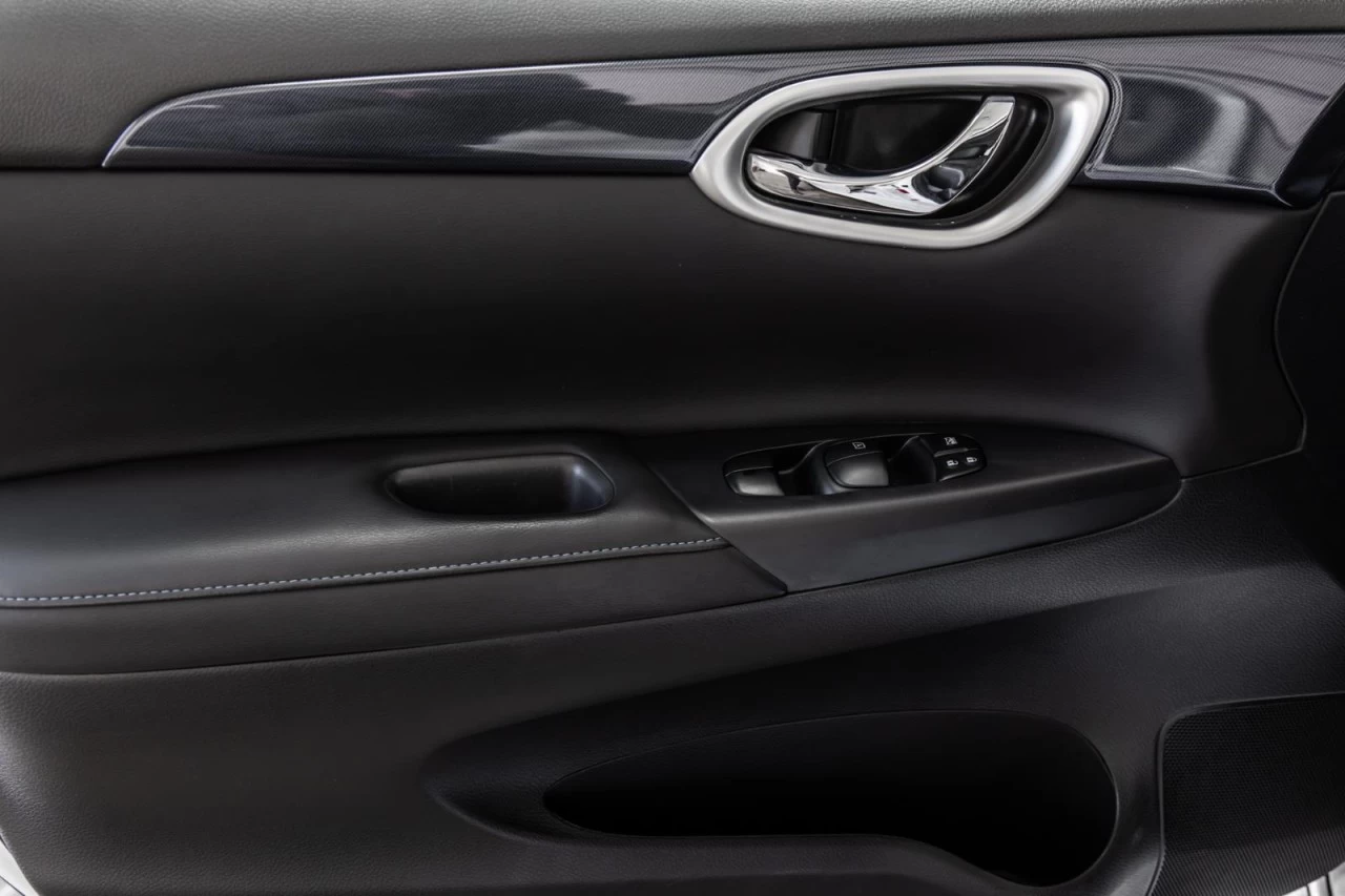 2017 Nissan Sentra SR NAVI+TOIT.OUVRANT+CUIR+SIEGES.CHAUFF+CAM.RECUL Main Image