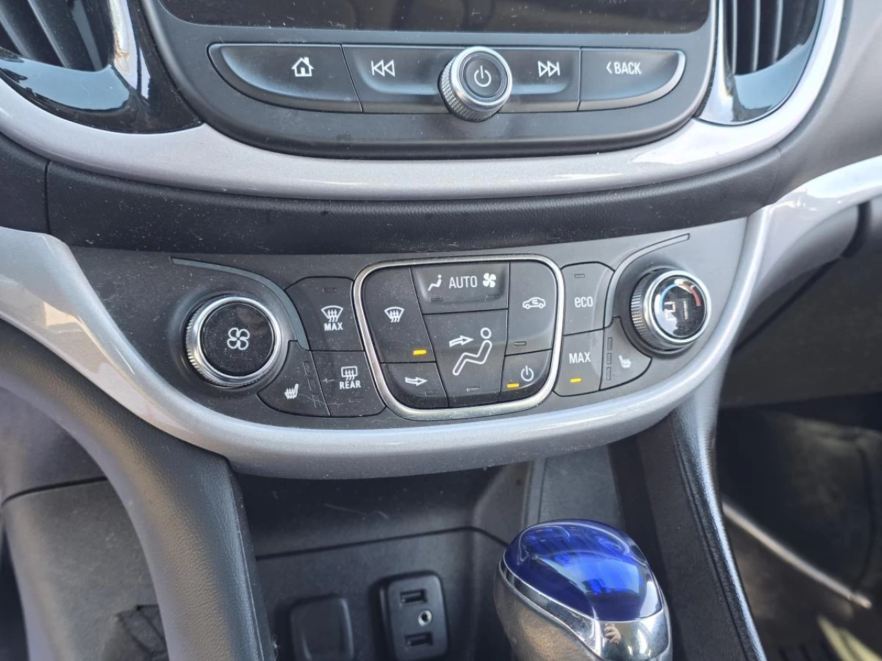 2017 Chevrolet Volt Hatchback LT Main Image
