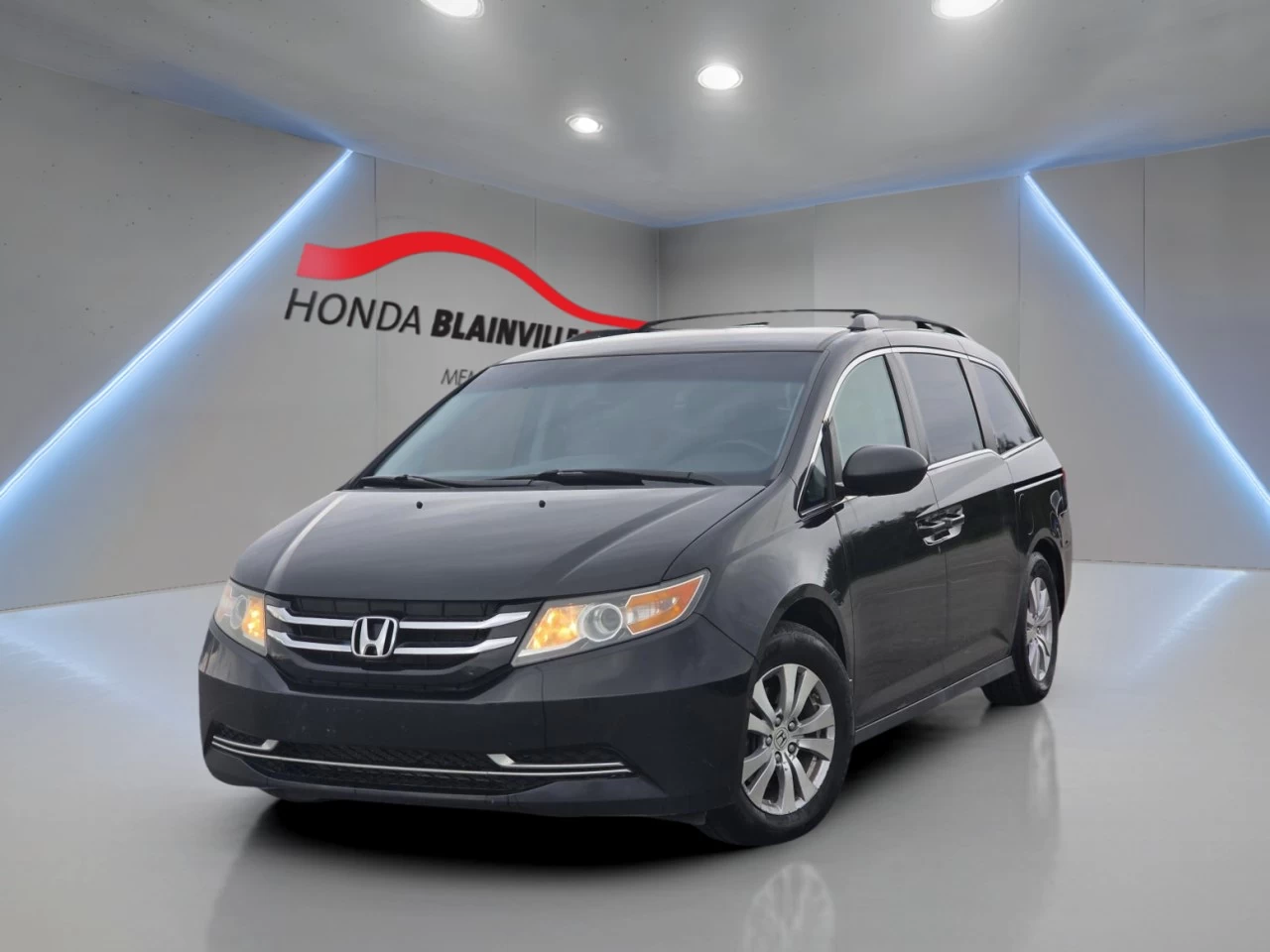 2016 Honda Odyssey SE Image principale