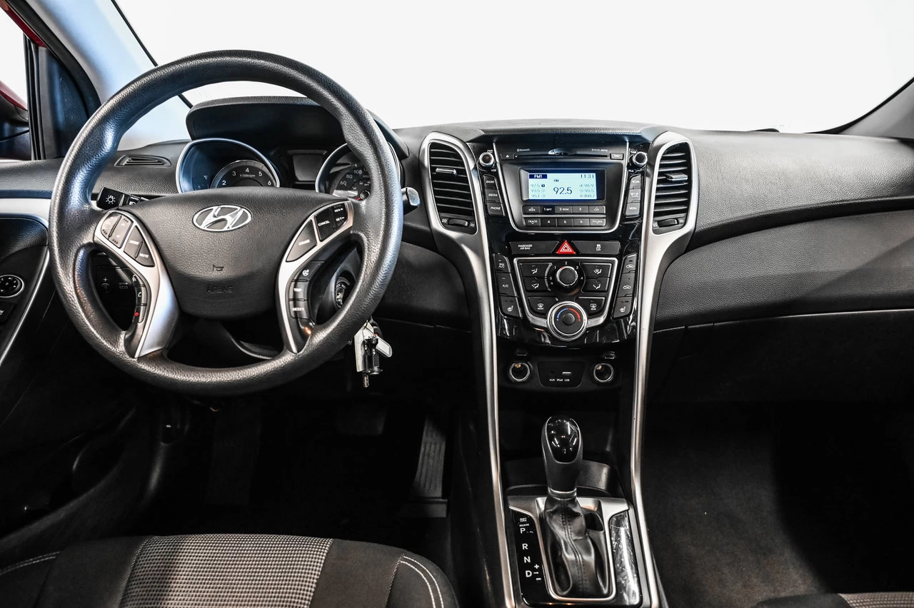 2017 Hyundai Elantra GT Se Mags+toit.pano+si Image principale