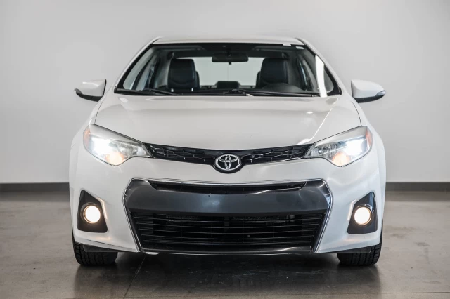 Toyota Corolla S Sieges.chauff+blue 2014