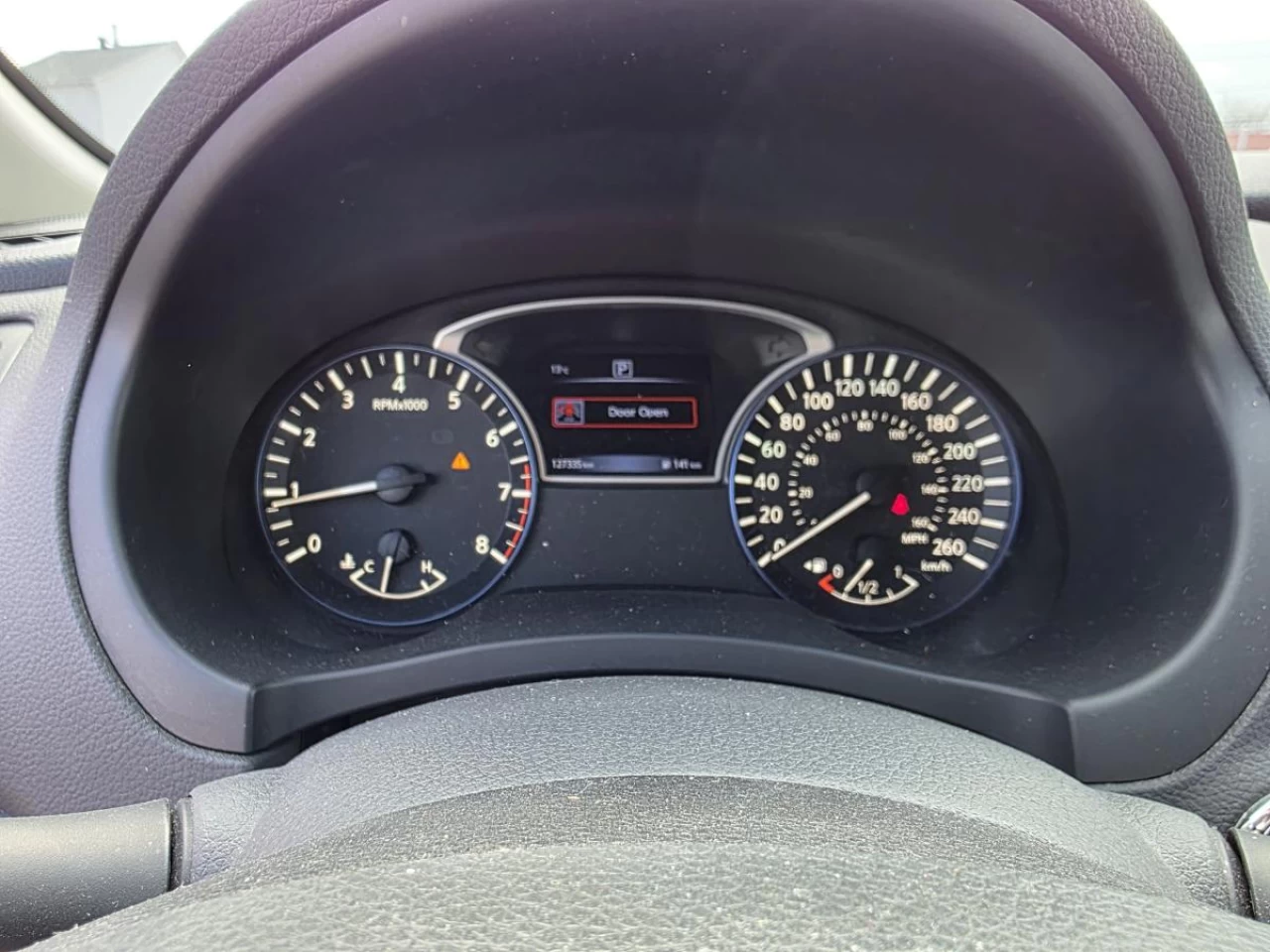2017 Nissan Altima 4dr Sdn I4 CVT 2.5 SR Image principale