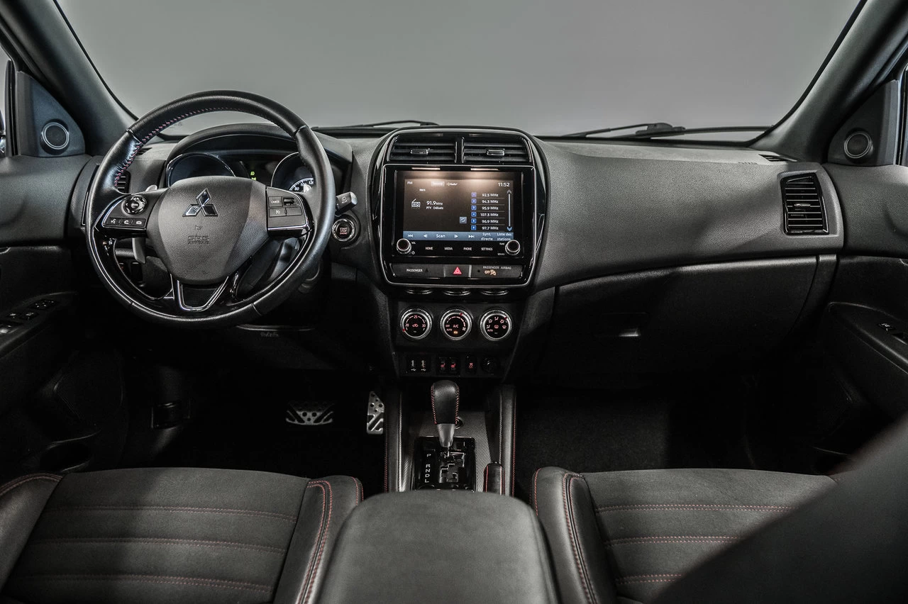 2022 Mitsubishi RVR Le Awc Image principale