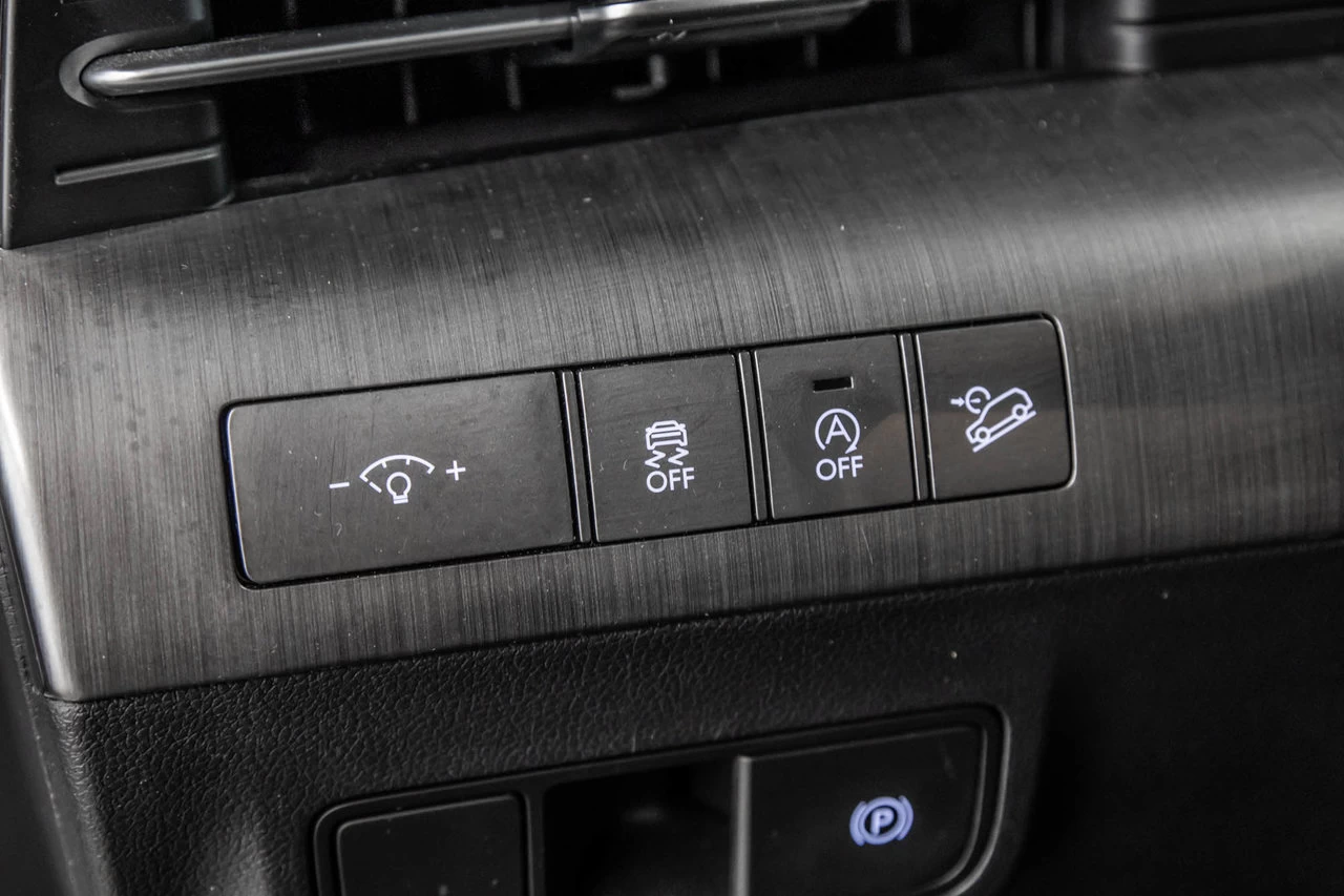 2024 Hyundai Kona Essential Main Image