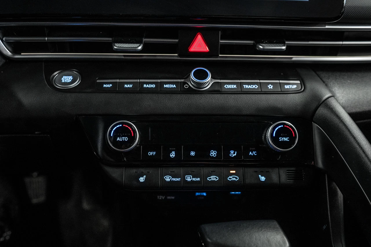 2023 Hyundai Elantra Preferred Tech Image principale