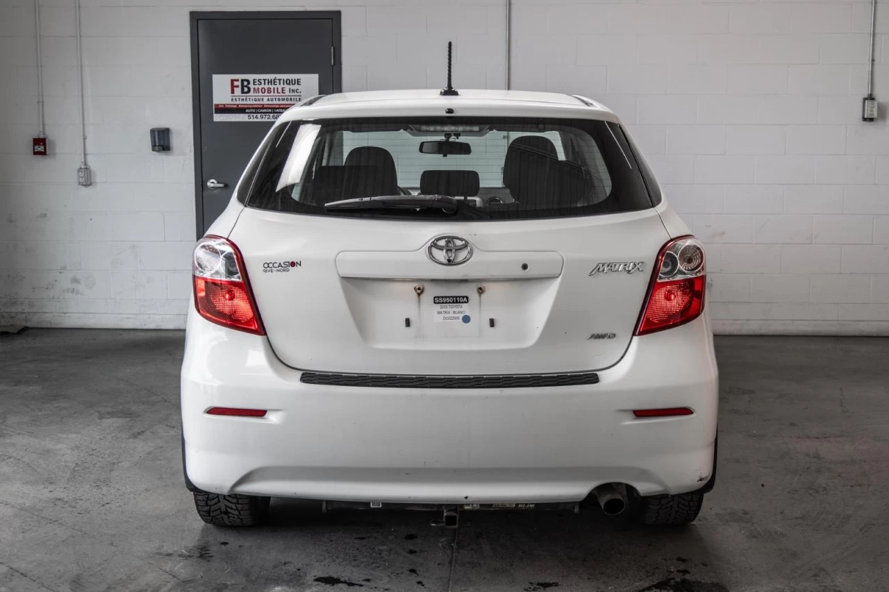 2013 Toyota Matrix Automatique AWD Garantie 1 AN Image principale