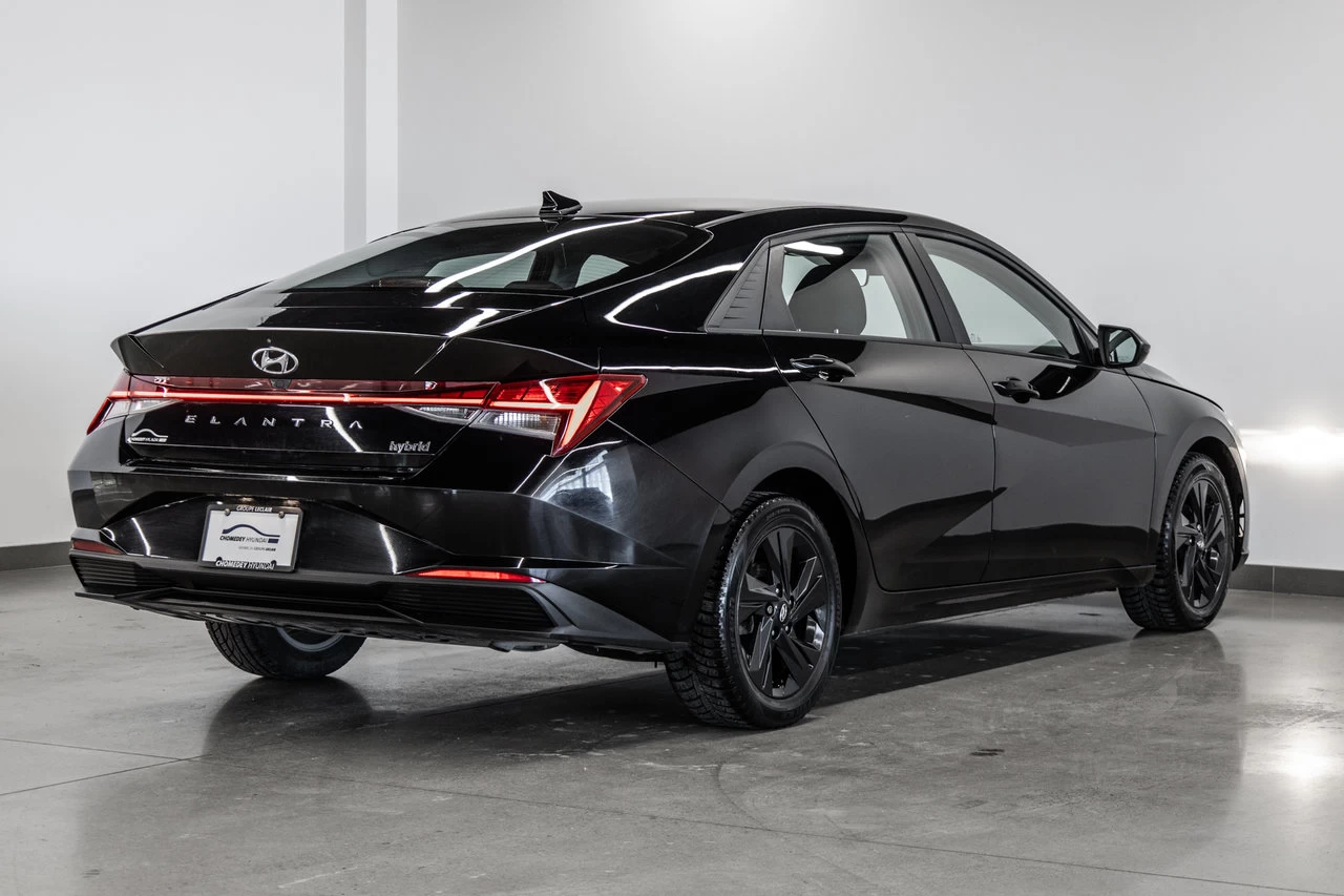 2022 Hyundai Elantra hybrid Preferred Main Image