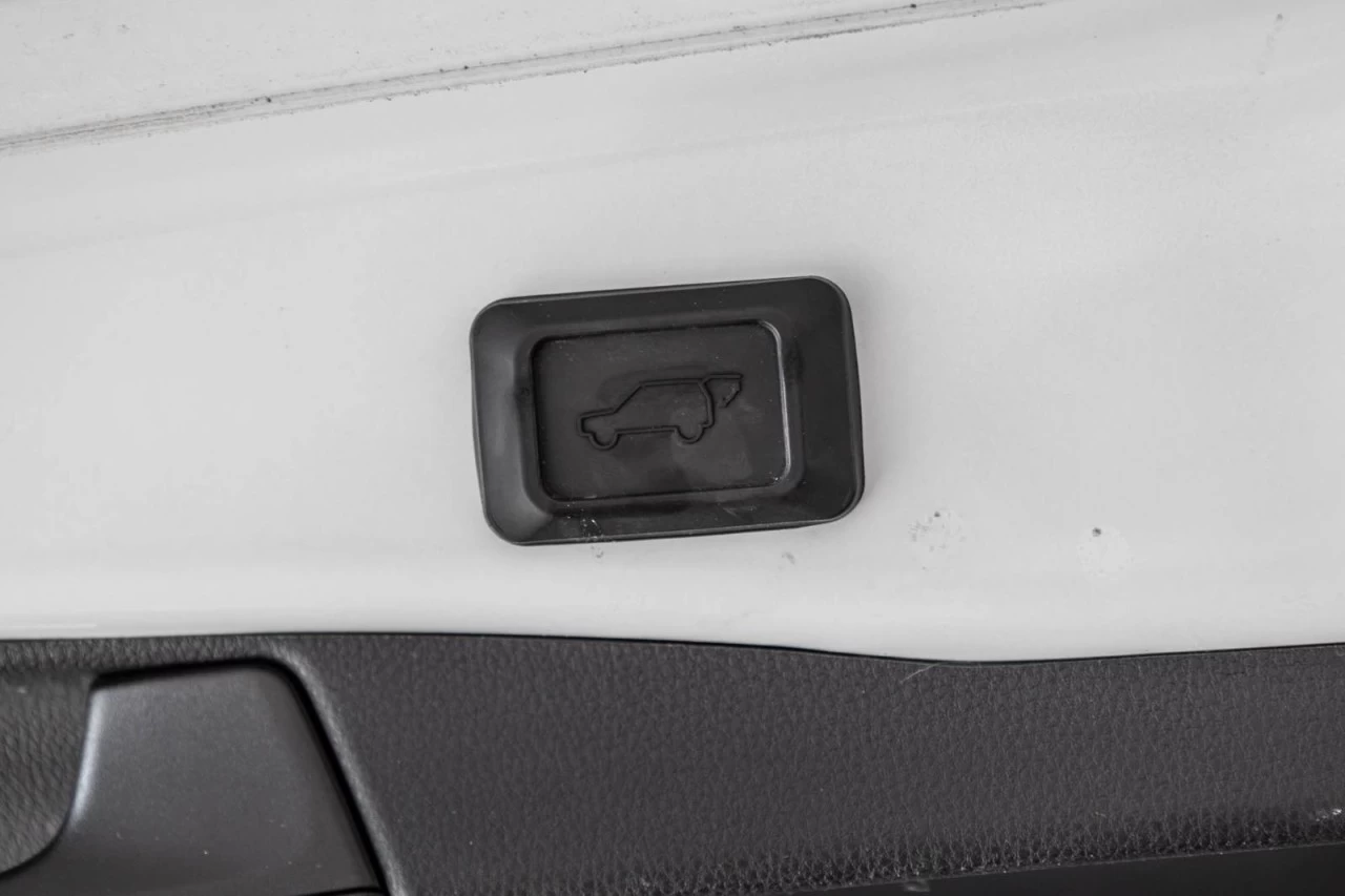 2020 Toyota RAV4 XLE AWD+TOIT.OUVRANT+SIEGES.CHAUFF+CARPLAY Main Image