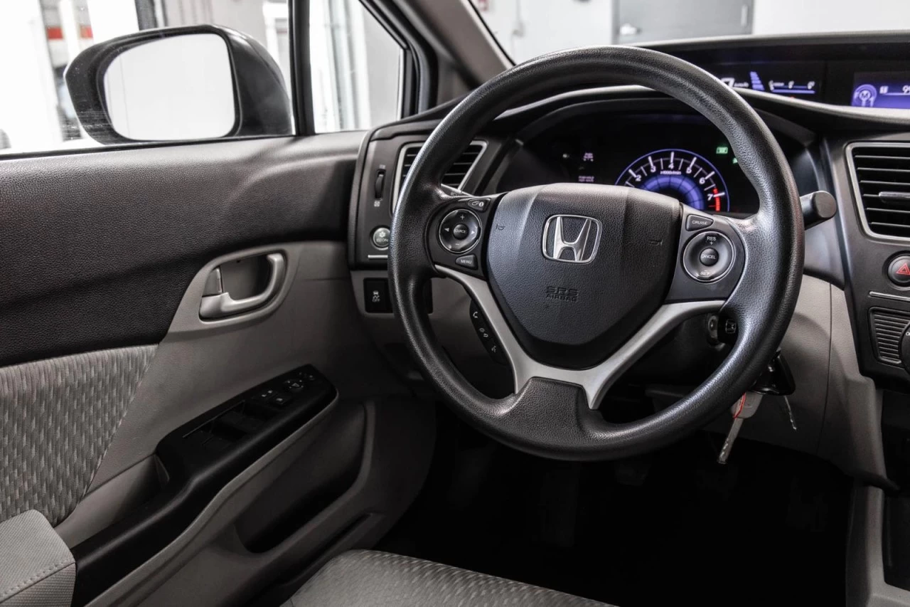2015 Honda Civic Sedan LX Manuelle Garantie 1 AN Image principale