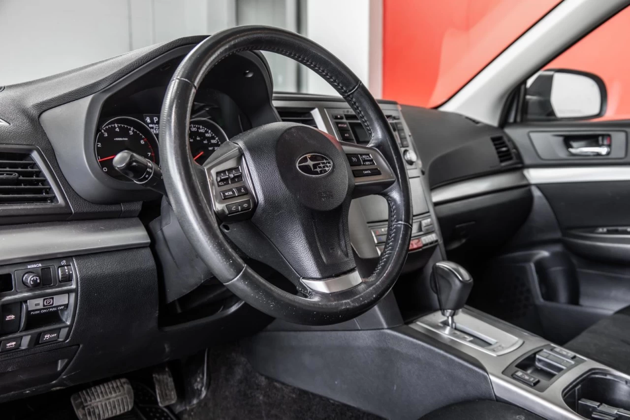 2014 Subaru Legacy 4x4 Automatique Garantie 1 AN Main Image