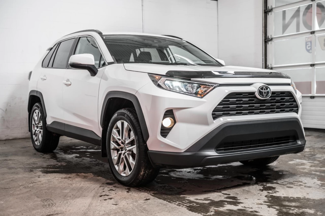2021 Toyota RAV4 XLE AWD+TOIT.OUVRANT+VOLANT/SIEGES.CHAUFFANTS Image principale