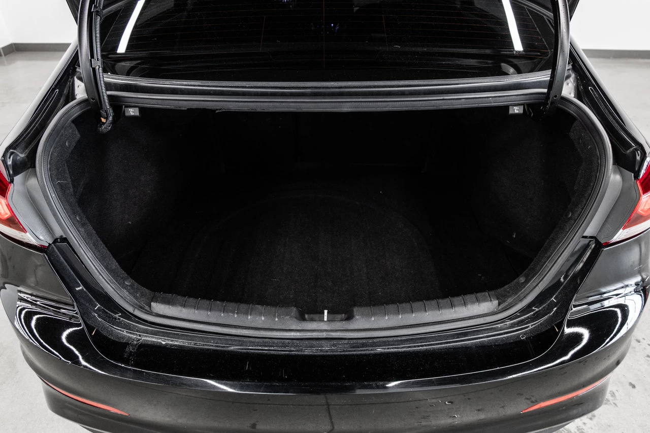 2018 Hyundai Elantra Gl Se Image principale