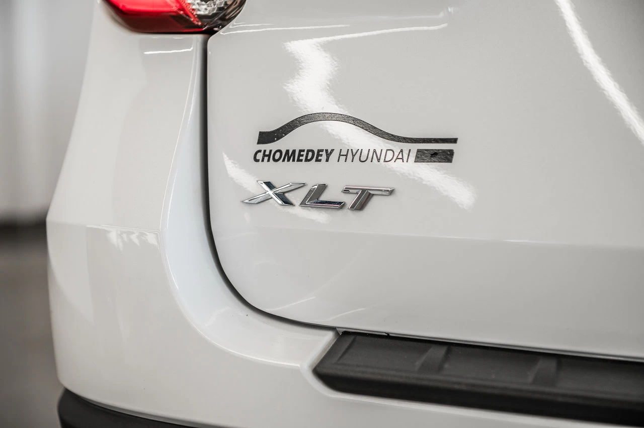 2024 Ford Explorer Xlt Awd 6-Pass Image principale