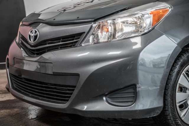 Toyota Yaris Manuelle Hatchback AUBAINE! 2012