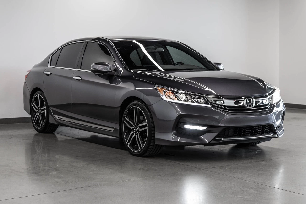 2017 Honda Accord Sedan Sport Image principale
