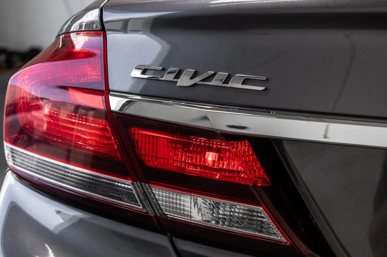 2015 Honda Civic Sedan LX Manuelle Garantie 1 AN Image principale