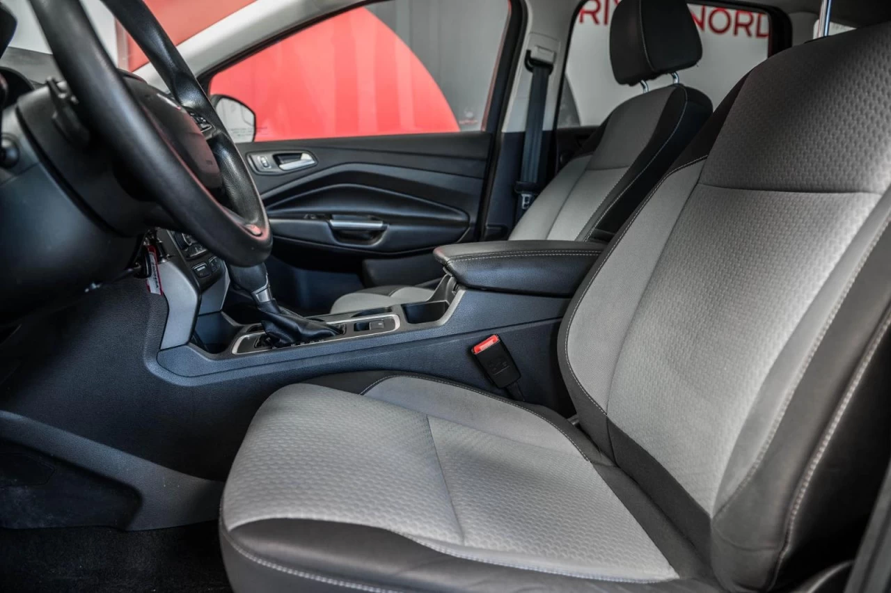 2017 Ford Escape SE 4WD+SIEGES.CHAUFF+MAGS+BLUETOOTH+CAM.RECUL Image principale