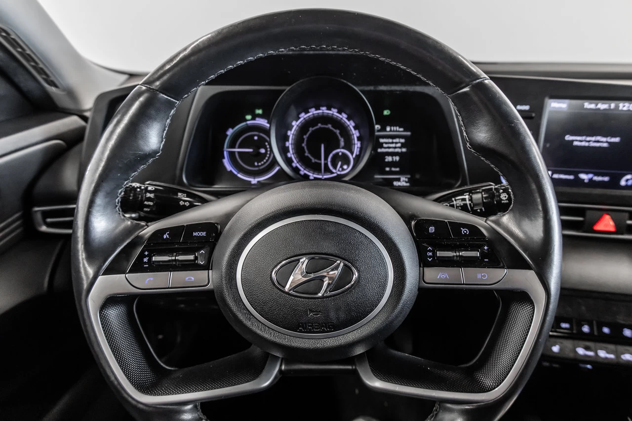 2022 Hyundai Elantra hybrid Preferred Main Image
