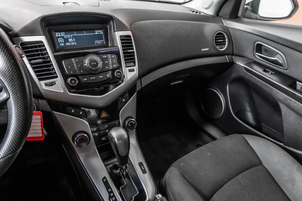 2011 Chevrolet Cruze Automatique BAS KM Image principale
