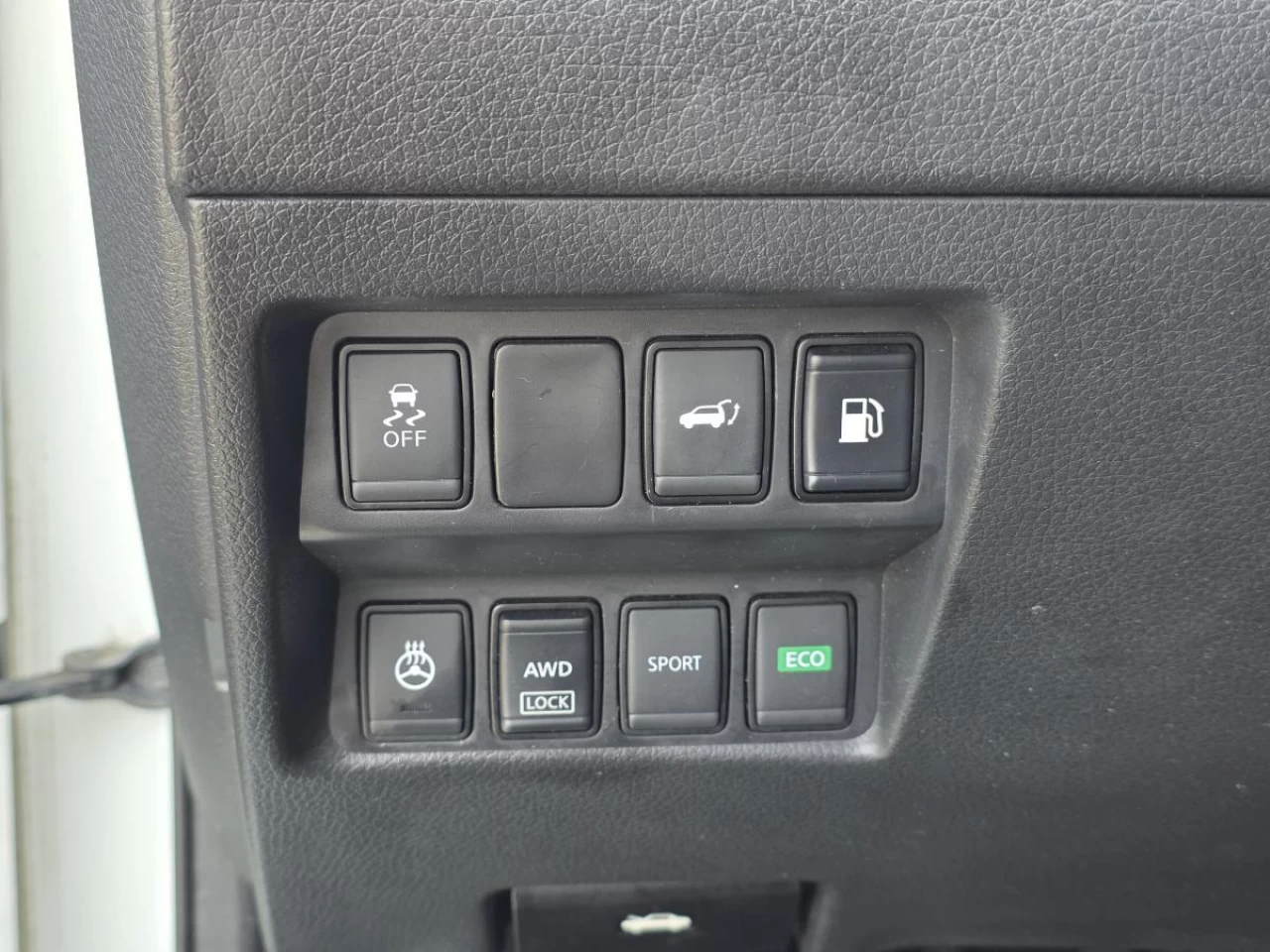 2018 Nissan Rogue AWD S Main Image