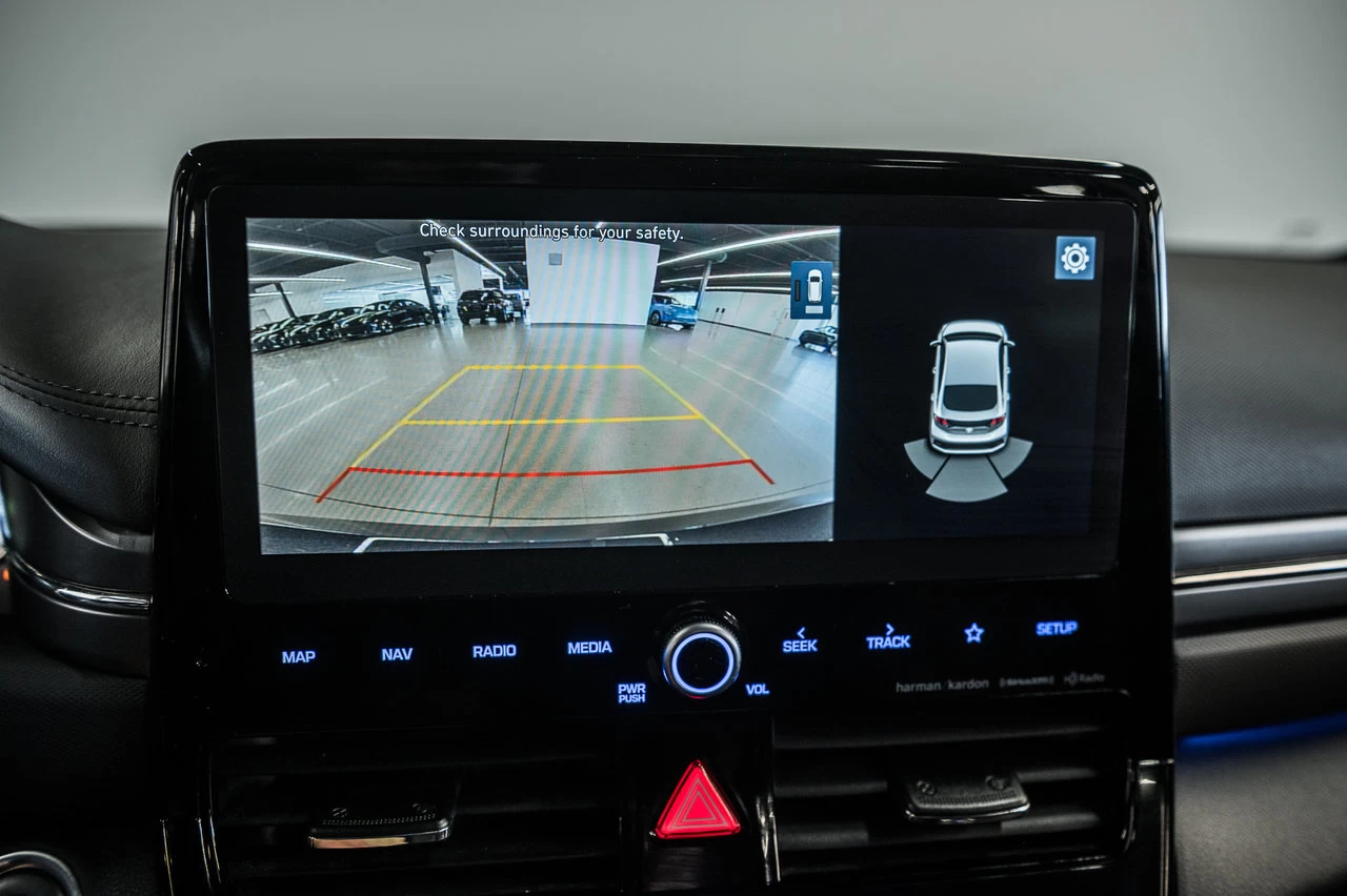 2020 Hyundai IONIQ Plug-In Hybrid Ultimate Main Image