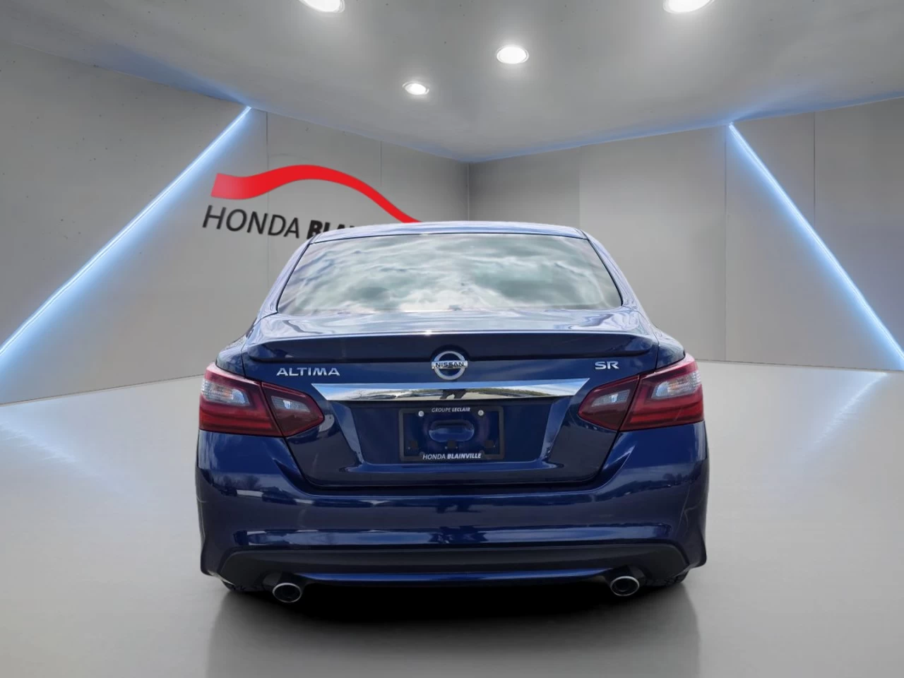 2017 Nissan Altima 4dr Sdn I4 CVT 2.5 SR Image principale