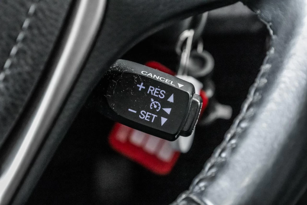 2016 Toyota RAV4 AWD XLE GARANTIE 1 AN Main Image