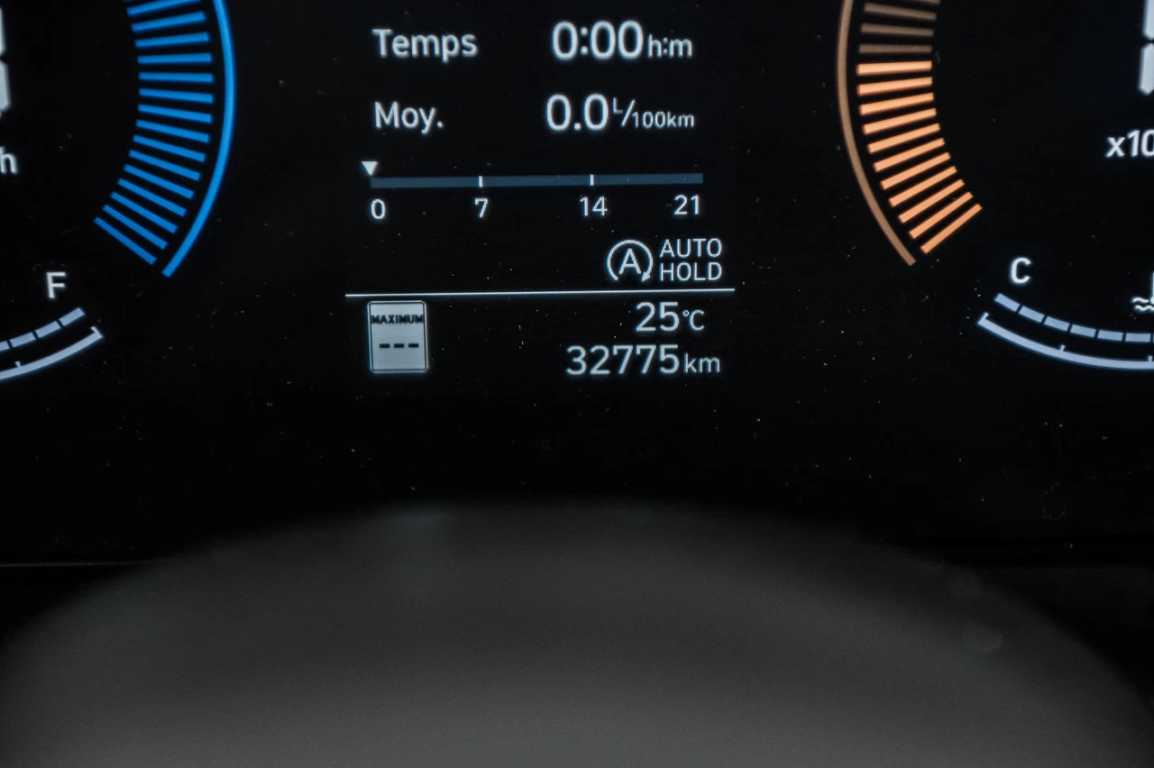 2024 Hyundai Kona Essential Main Image