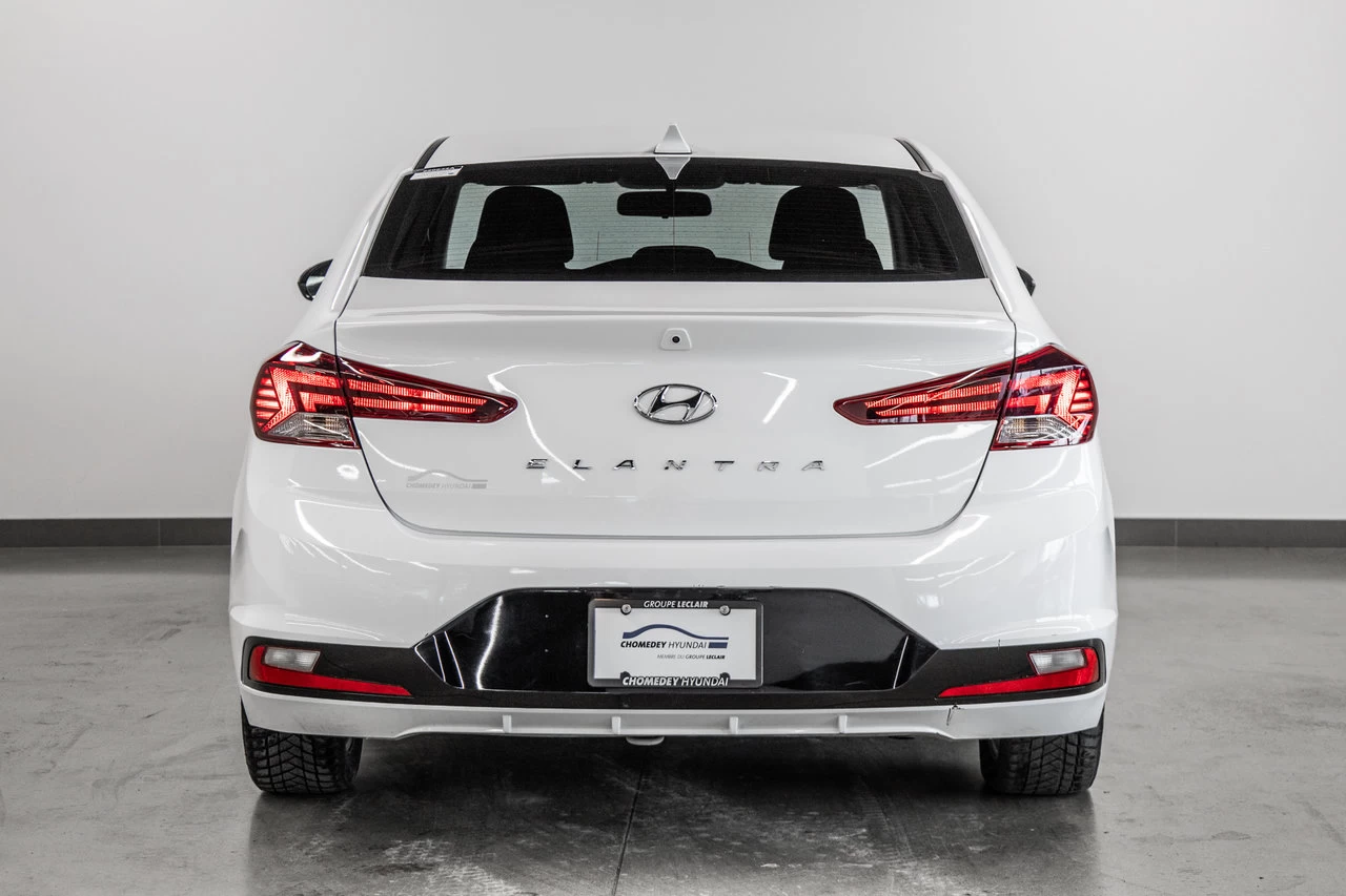 2020 Hyundai Elantra Preferred Main Image