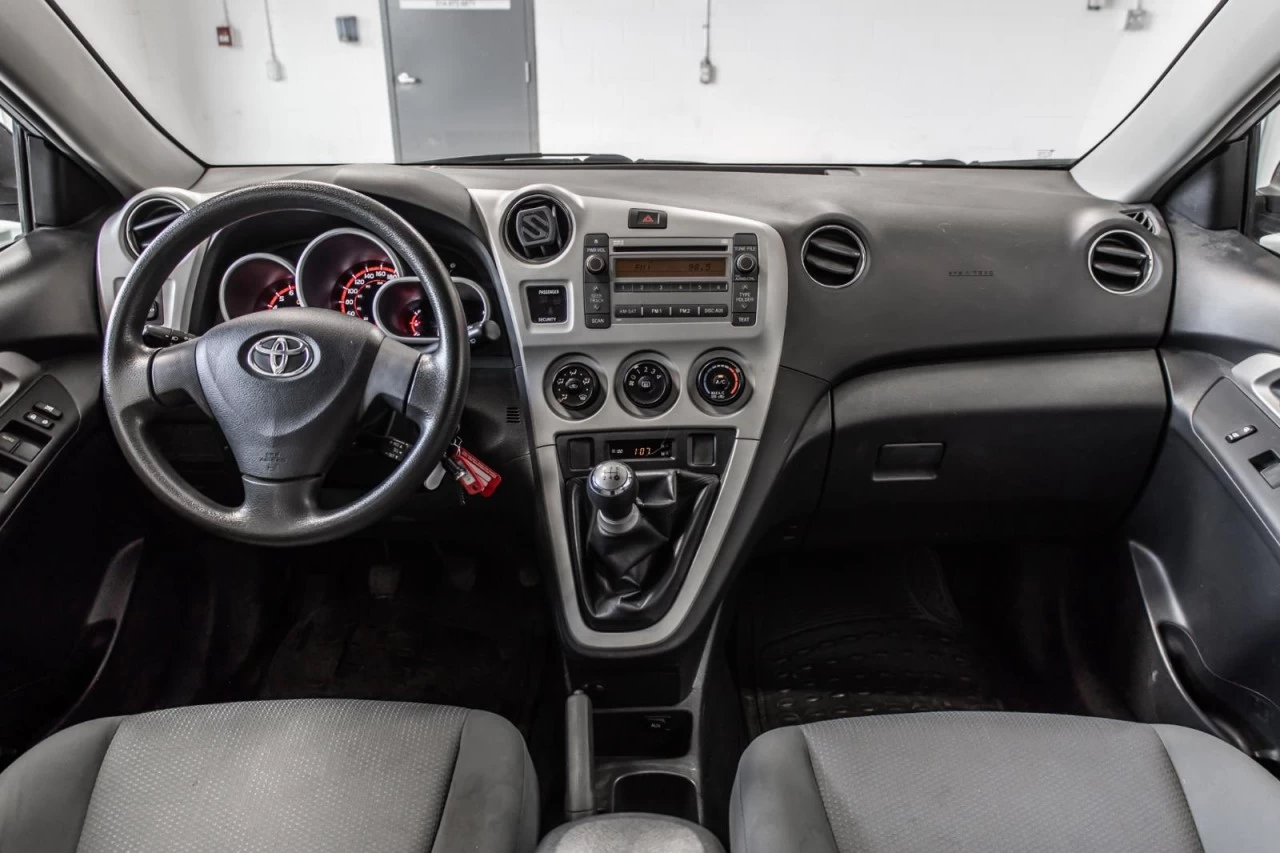 2010 Toyota Matrix Manuelle avec A/C Main Image