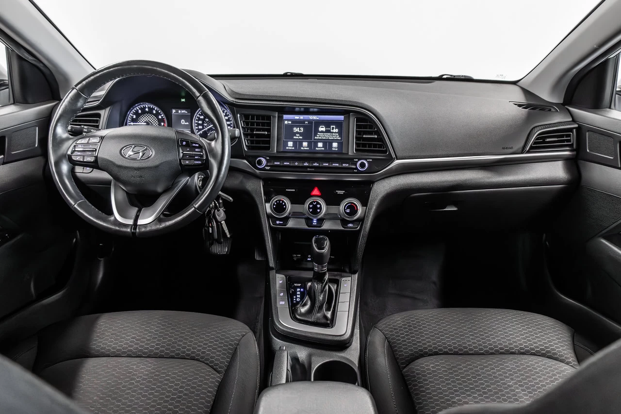 2020 Hyundai Elantra Preferred Main Image