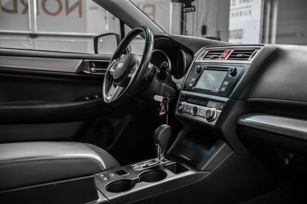 2015 Subaru Outback Automatique - Touring 4x4 Image principale