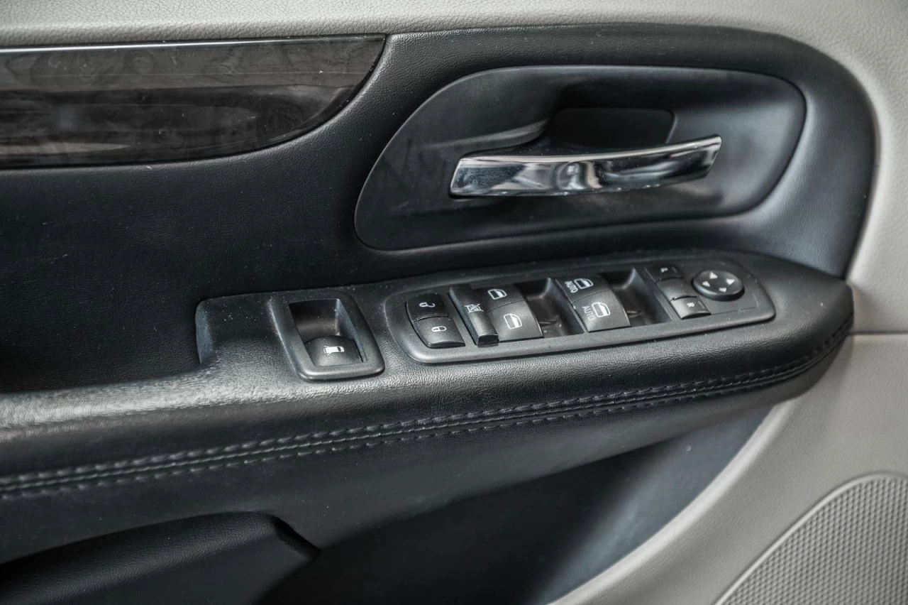 2020 Dodge Grand Caravan Crew Plus SIEGES.CHAUFF+CUIR+CARPLAY+CAM.RECUL Main Image