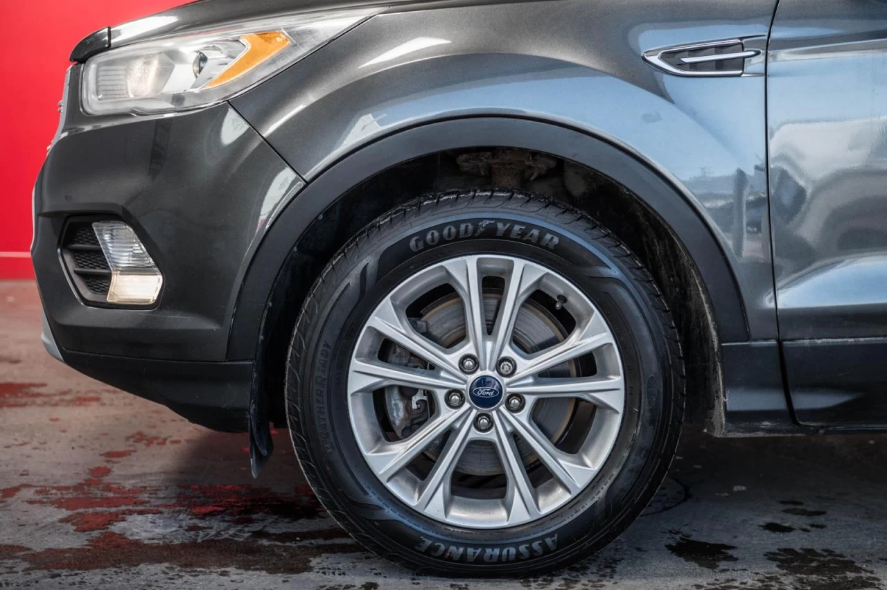 2017 Ford Escape SE 4WD+SIEGES.CHAUFF+MAGS+BLUETOOTH+CAM.RECUL Image principale