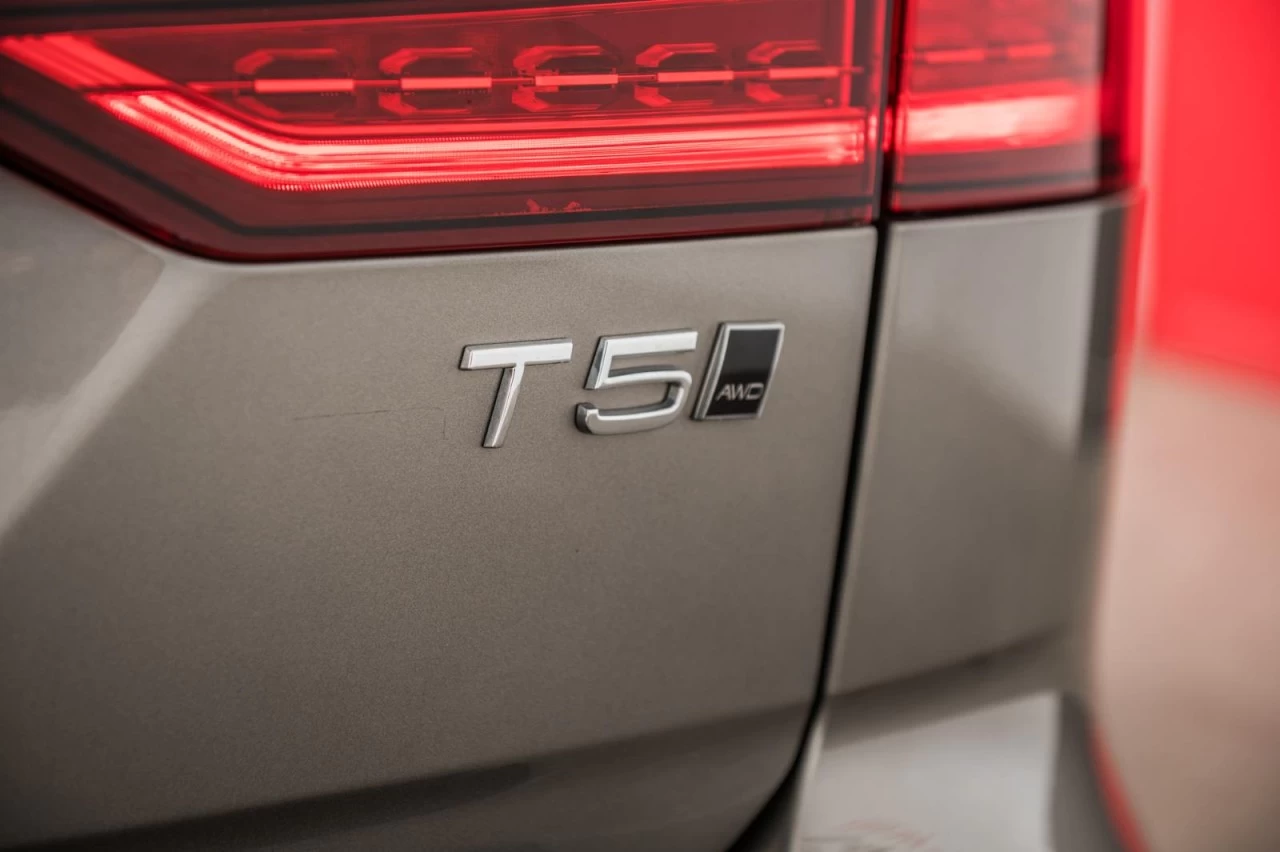 2020 Volvo V60 T5 AWD+TOIT.PANO+CUIR+CARPLAY+SIEGES.CHAUFFANTS Main Image