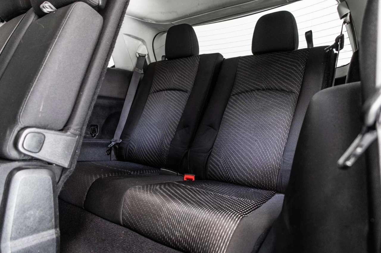 2015 Dodge Journey SXT V6 2x4 7 places Garantie 1 AN Image principale