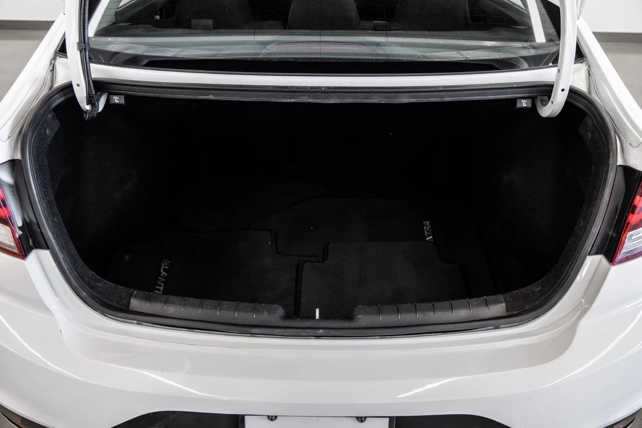 2020 Hyundai Elantra Preferred MAGS+SIEGES.CHAUFFANTS+CARPLAY Image principale