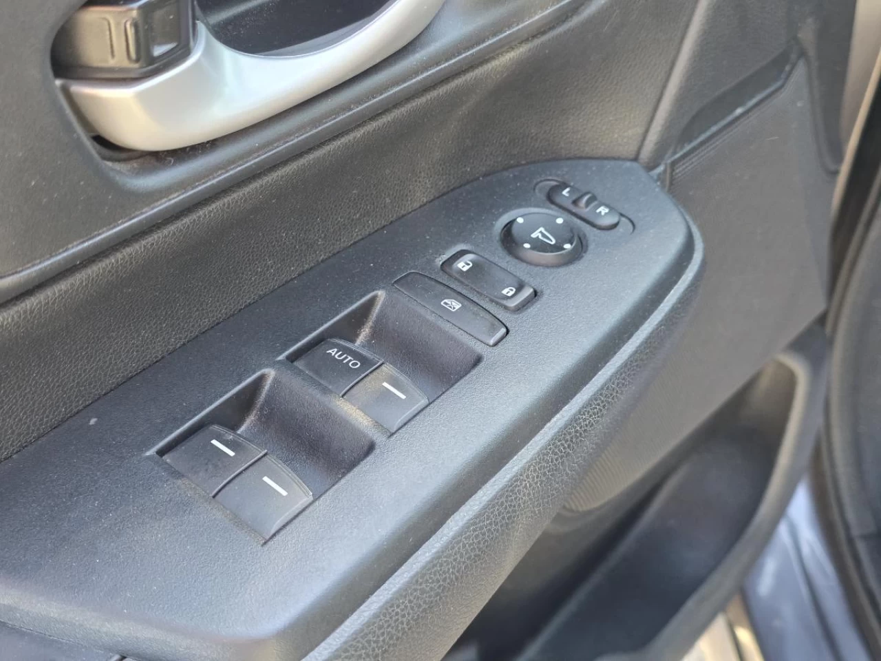 2018 Honda CR-V LX 2WD Main Image
