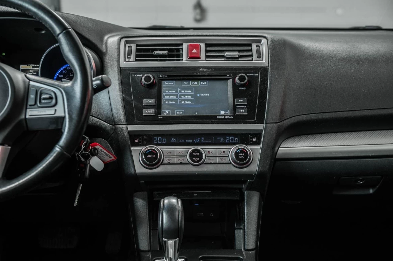 2015 Subaru Outback Touring 4 cylindres Garantie 1 AN Main Image