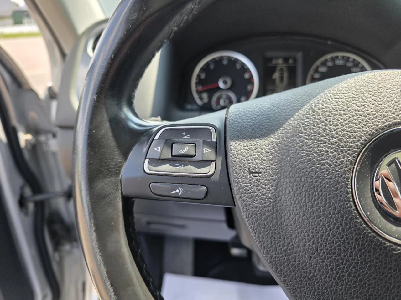 2013 Volkswagen Tiguan 4dr Auto Trendline 4Motion Image principale