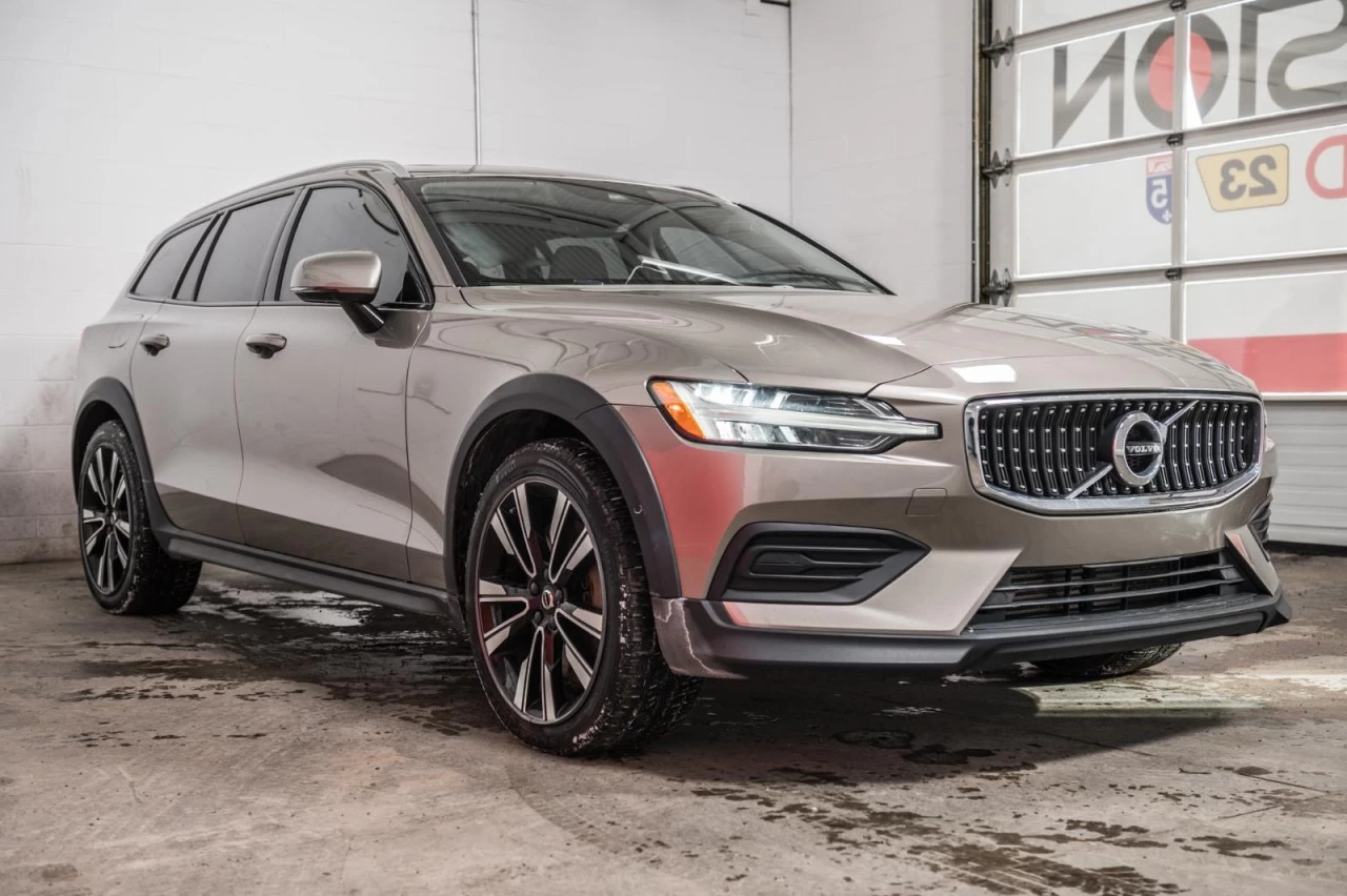 2020 Volvo V60 T5 AWD+TOIT.PANO+CUIR+CARPLAY+SIEGES.CHAUFFANTS Main Image