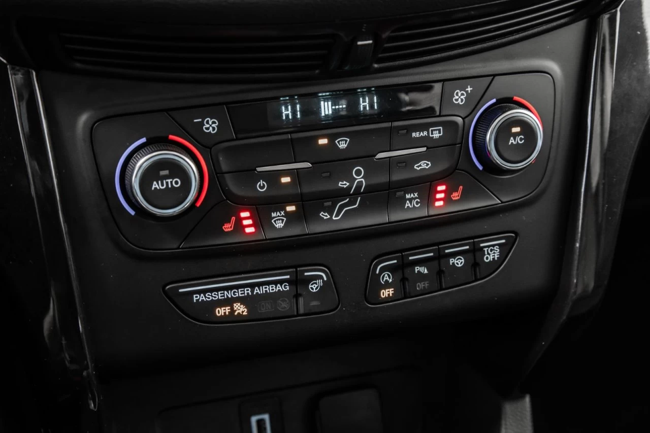2017 Ford Escape Titanium 4WD+NAVI+TOIT.PANO+CUIR+SIEGES.CHAUFFANTS Image principale