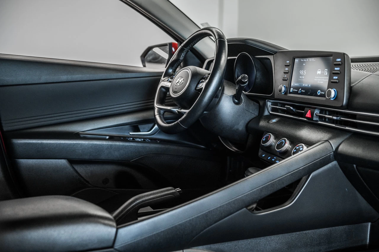 2021 Hyundai Elantra Preferred Image principale