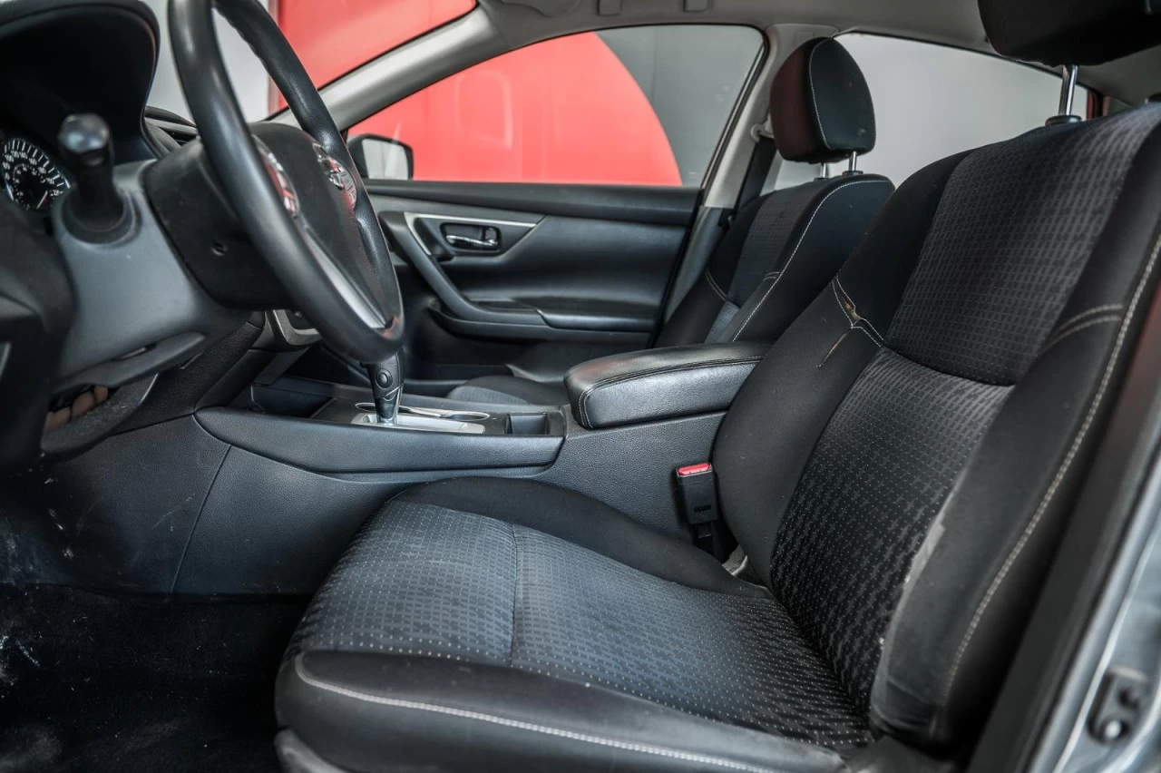 2016 Nissan Altima Automatique KM D'AUTOROUTE! Image principale