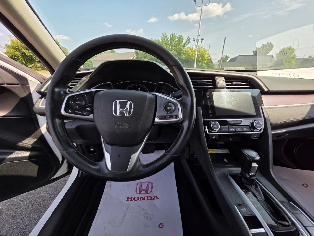 2017 Honda Civic Touring CVT Sedan Image principale