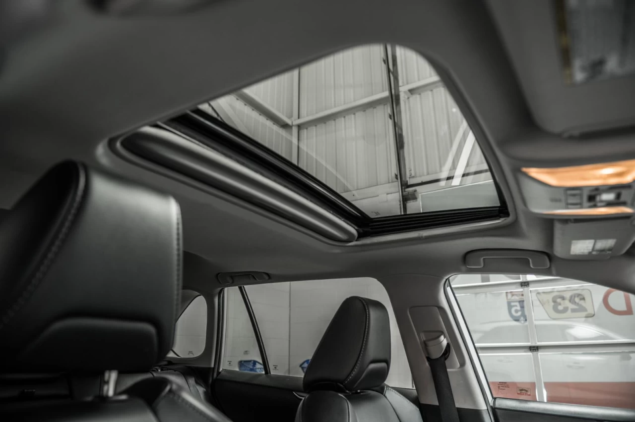 2021 Toyota RAV4 XLE AWD+TOIT.OUVRANT+VOLANT/SIEGES.CHAUFFANTS Image principale